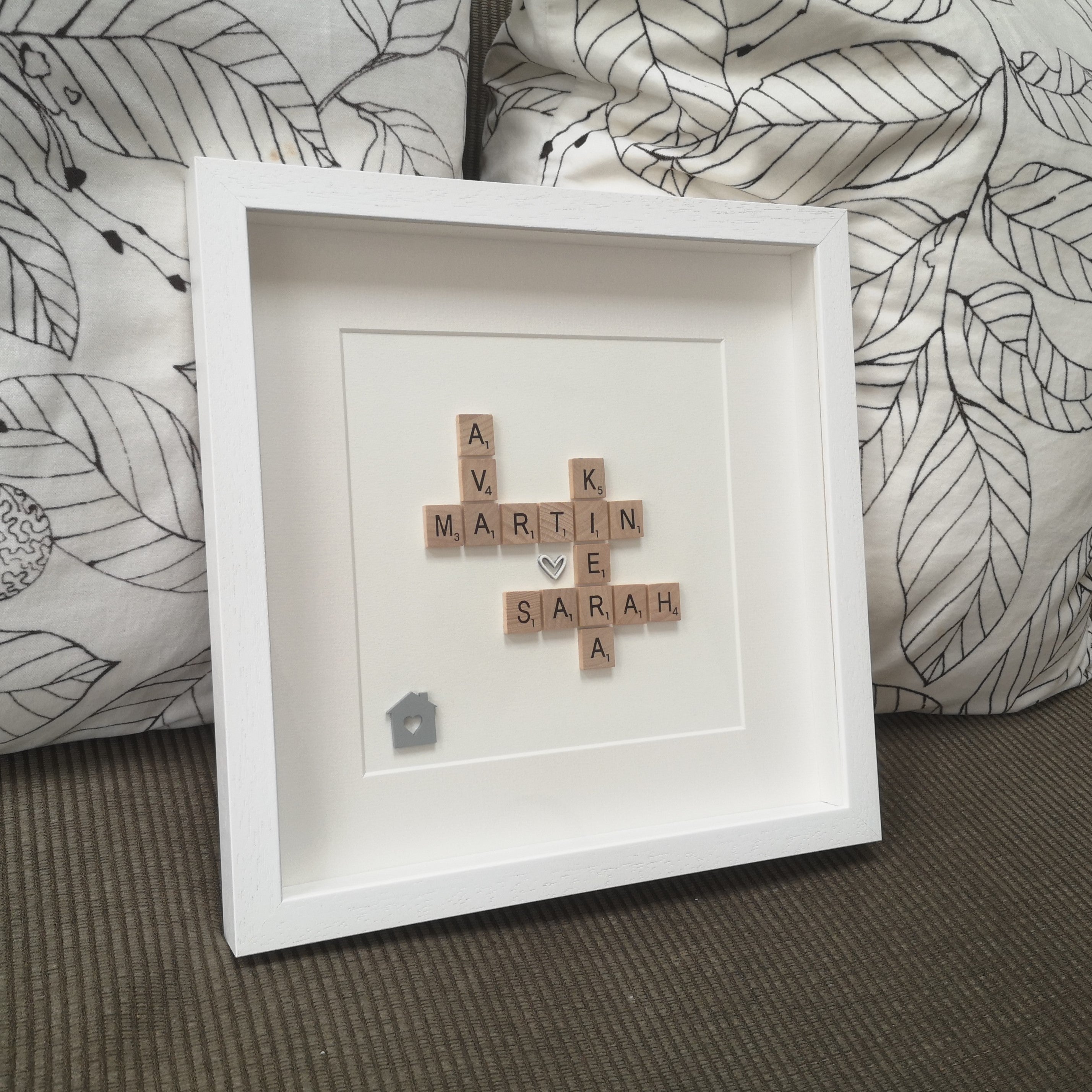 Personalised Family Scrabble name Frame with 4 names, wooden heart and handpainted wooden house